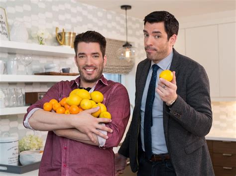 The Best Pictures Of Jonathan Scott From Property Brothers And