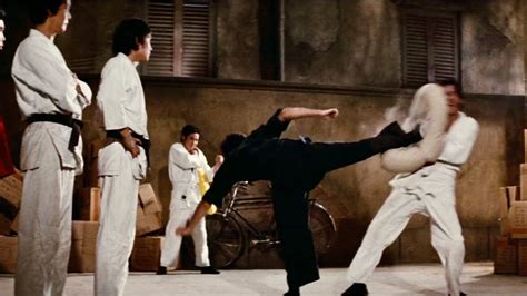 Best Fight Scene 2 The Way Of The Dragon Outside Restaurant Kung Fu Demonstration Bruce