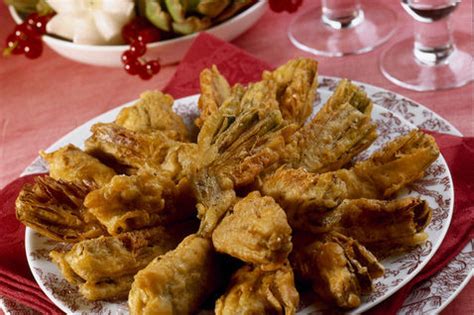 Come cucinare la trippa alla romana, un piatto tipico della tradizione della capitale. fritto-alla-romana-piatti-tipici-del-lazio - Italy EAT food