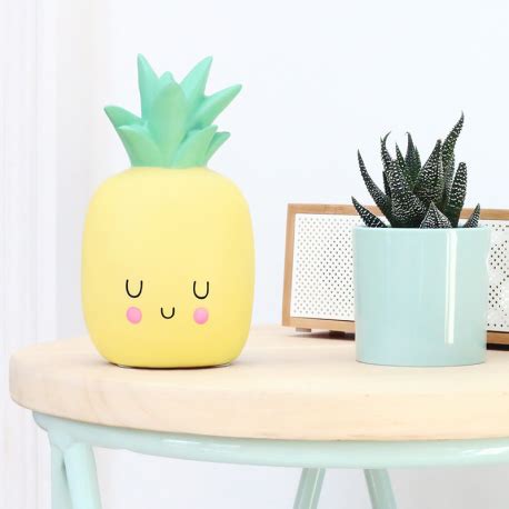 Additionally, base of the lamp is made of ceramic and high quality wood. Veilleuse / lampe ananas kawaii | Ananas, Lampe ananas et ...