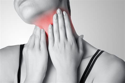 Thyroid Cancer Warning Signs You Can See