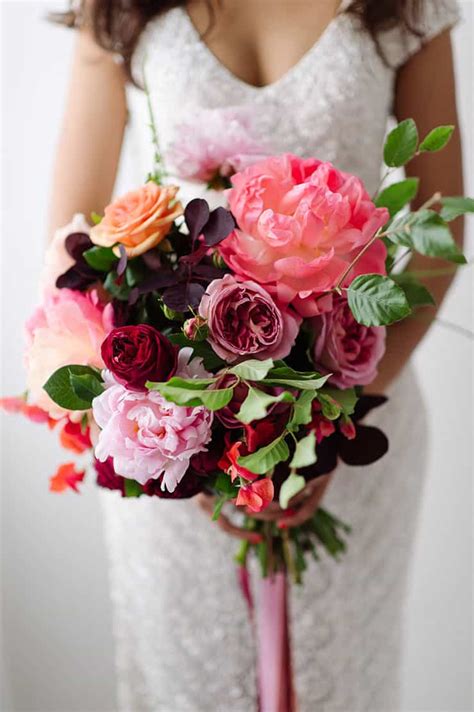 20 Beautiful Wedding Bouquets To Have And To Hold The Wedding Playbook