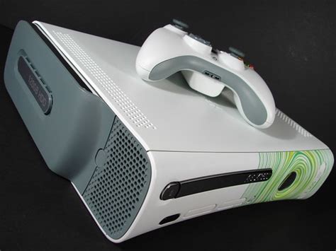 Xbox 360 White Elite With E3 Faceplate Elite Xbox 360 W Flickr