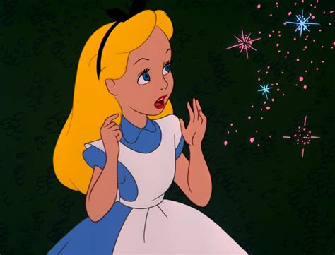 Alice In Wonderland Disney She Sees A White Rabbit Who Appears To Be