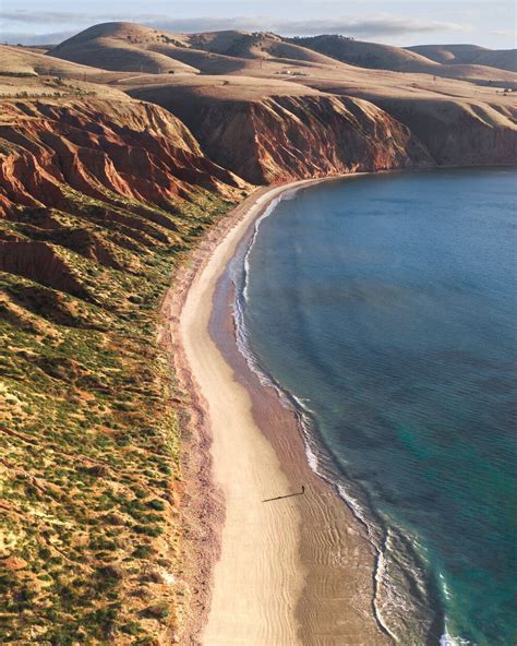 Best Beaches In Australia For Your Australian Bucket List Haylsa Australia Beach Coast