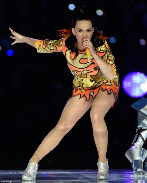 Katy Perry Kicks Off Super Bowl Half Time Performance By Twerking On