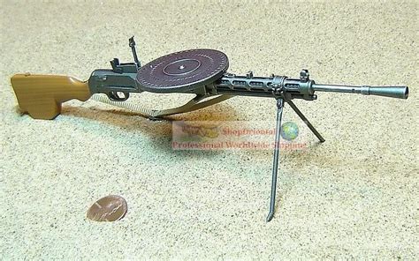 16 Scale Figure Dragon Ww2 Soviet Ukranian Lmg Light Machine Gun 70301