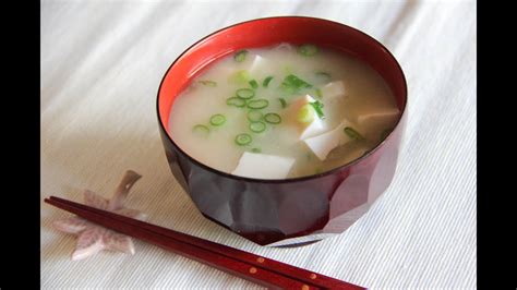 Miso Soup Recipe Japanese Cooking 101 Bombofoods