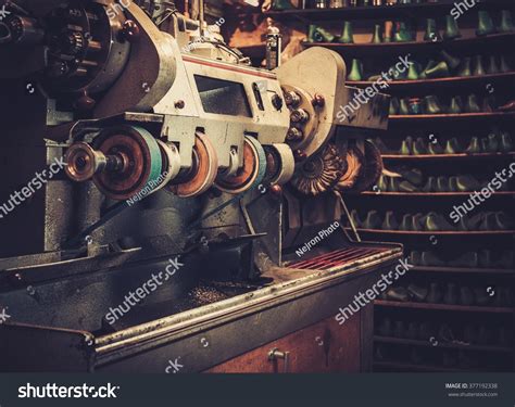 Shoe Polisher Machine Images Stock Photos Vectors Shutterstock