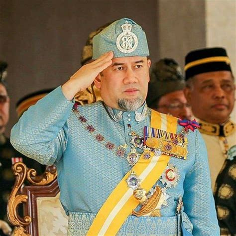 ] even until now, nobody knows for sure (other than those in the higher places, of course) on why sultan. Biodata Sultan Muhammad V Yang Di Pertuan Agong Ke 15