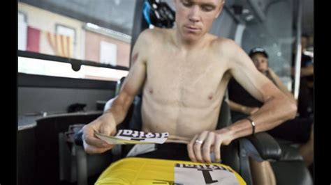 Britain's chris froome is forced to run without a bike after a crash with a motorbike on mont ventoux, one of the tour de france's most iconic climbs. Chris Froome Tour De France 2016 Training + Extras - YouTube