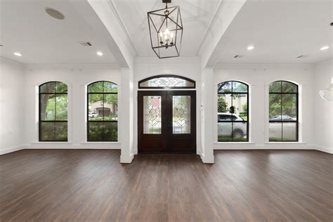 Bellaire Beauty Transitional Entry Houston By Tell Projects Houzz