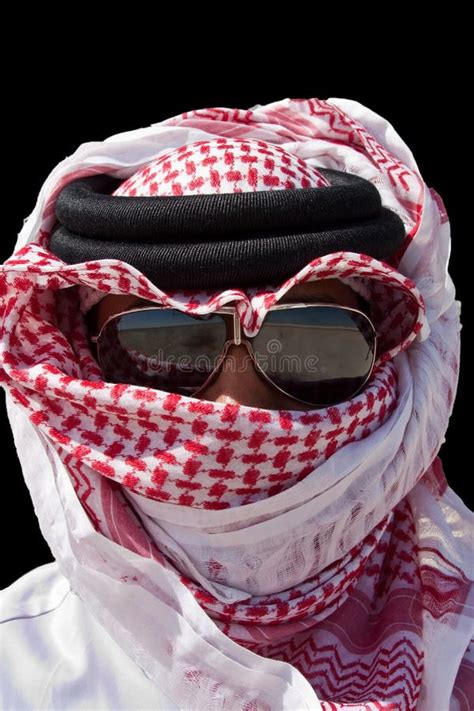 homme arabe photo stock image du traditionnel bahrain 14232038