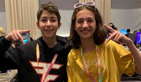 New Faze Clan Member Welcomed As First Female Player Cogconnected