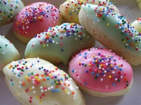 These vegan biscuits with fruit and nut are a real treat. Nonna's Italian Anise/Almond Cookies! | Recipes... | Italian easter cookies, Italian anise ...