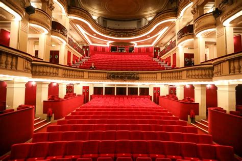 Salle Theatre De La Madeleine