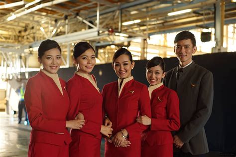 Cathay pacific singapore cabin crew. Cathay Pacific Airways Flight Attendant Recruitment ...