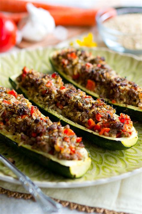 Sprinkle bread crumbs and remaining parmesan over filling in boats. Stuffed Zucchini Boats with Garlic Sauce | Delicious Meets Healthy