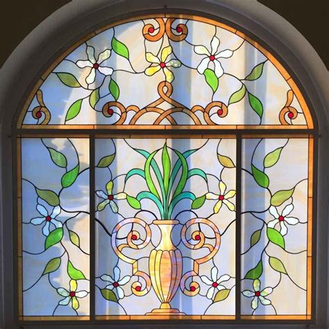 China Best Quality High End Artists Design Stained Glass