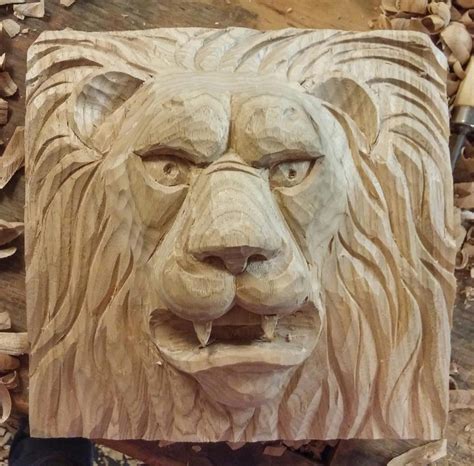 Wood Carving Lion Queen Figurines Art And Collectibles