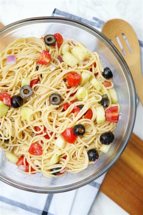 Place in a large bowl; Easy Summer Spaghetti Salad