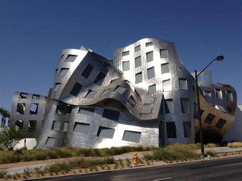 Pin By David Bromstad On Crazy Awesome Homes Unusual Buildings Crazy