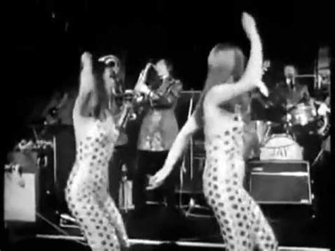 They are the same square footage, but different shapes. The Square Set That's What I Want (Edited by HB 2013) - YouTube