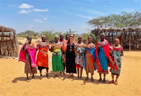 Cómo Visitar La Aldea De Mujeres De Umoja En Kenia 2023