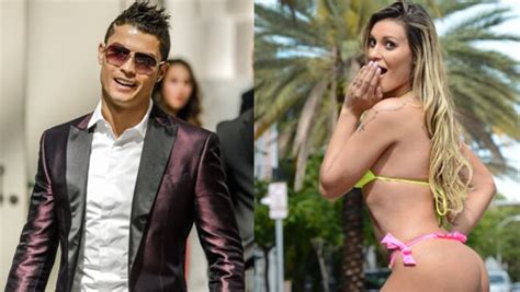 Cheating Rumours Led To Irina Shayk And Cristiano Ronaldo Split