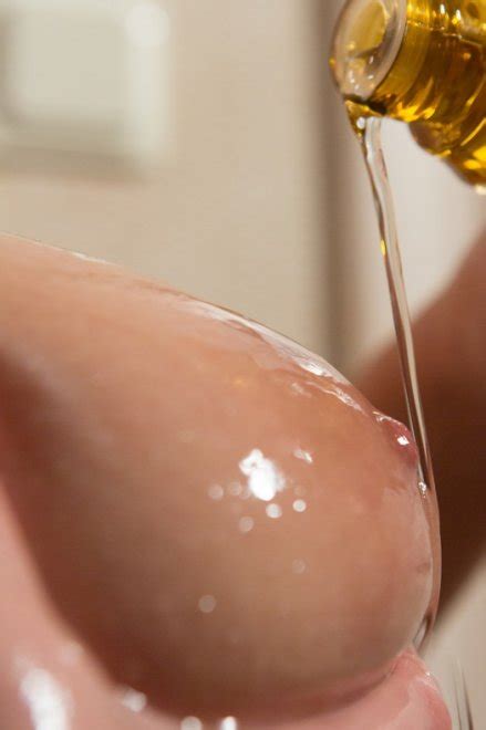Honey Covered Porn Pic