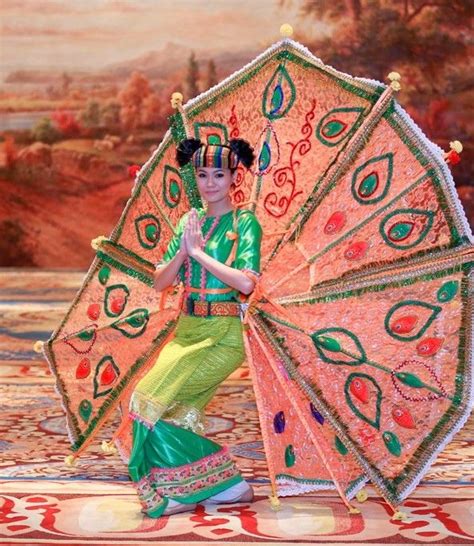 Myanmar Peacock Dance Costume Myanmar Cultural Dance Inle Lake