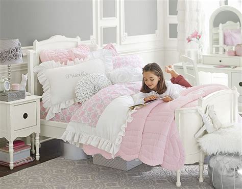 A beautiful pink and gold girls bedroom with a modern yet delicate touch, fun seating, and functional desk space perfect. Ruffle Collection | Kids bedroom designs, Girl room, Girls ...