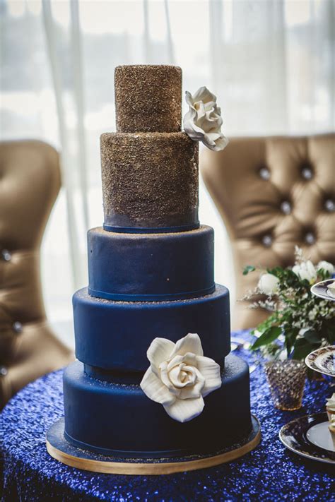 Use them in commercial designs under lifetime, perpetual & worldwide rights. Navy Blue and Gold Wedding Cake - Belle The Magazine