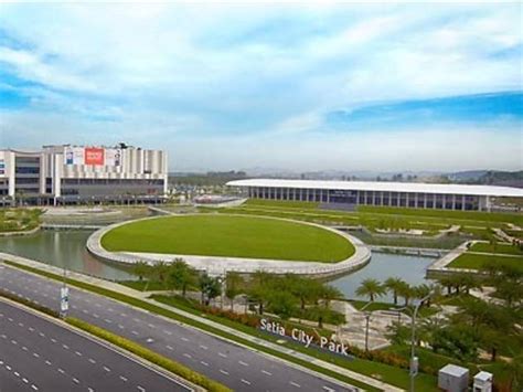 Shah alam was one of the first cities that was planned to build after regaining the independence from britain. Shah Alam Chinese Restaurant - Soalan 80