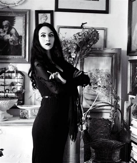 Maybe you would like to learn more about one of these? DIY Morticia Addams Costume » Images & Make-up Tutorial | maskerix.com | Morticia addams costume ...