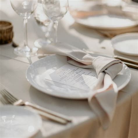 8 Pretty Ways To Fold Napkins At Your Wedding Reception