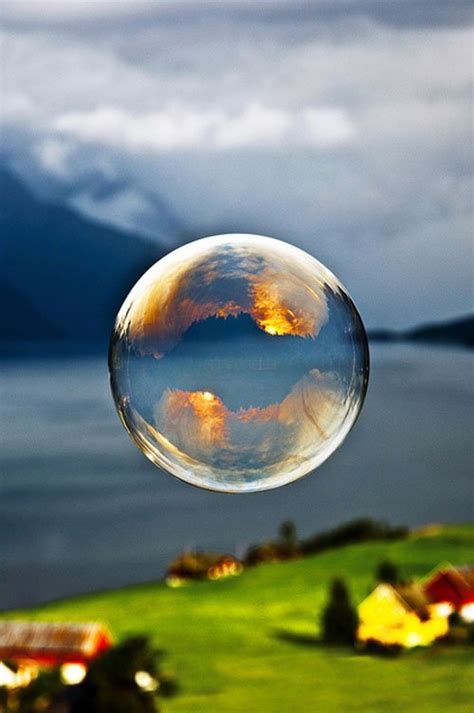 35 Stunning Examples Of Soap Bubble Photography Designbeep