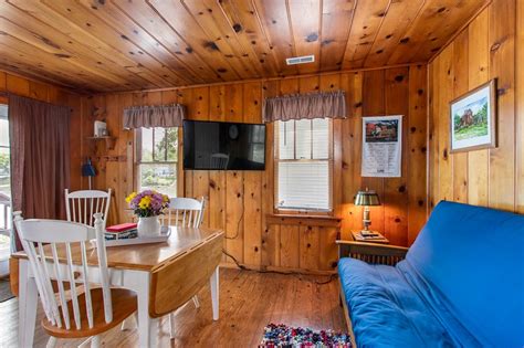 One thing is for sure, the ozark rental cabins and more log cabin rentals missouri has here offer a more unique outdoor experience. Ken's Kabin - 1 Bedroom Cabin at the Lake of the Ozarks ...