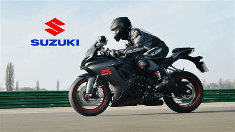 Read a suzuki gsxr 600 brochure and allow yourself to be amazed at the advanced, high quality components and the improvement in overall ability whichever way you look at it, the 2006 suzuki gsxr 600 is the top performer in the new middleweight class, defining the concept and standing as a. Your Guide Into The Suzuki Gsx-r Model Lineup @ Top Speed ...