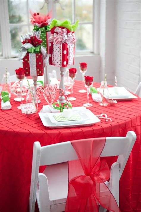 Some festive ideas for you to have the perfect homemade christmas table decorations. 50 Best DIY Christmas Table Decoration Ideas for 2020