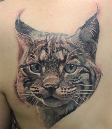 Nice Unique Portrait Of Lynx Tattoo On Shoulder Blade Tattooimagesbiz