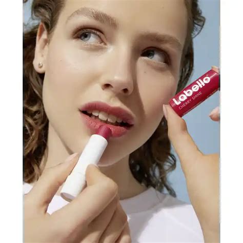 Labello Lippenpflegestift Cherry Shine Online Kaufen Rossmannde