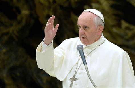 Conservative Us Catholics Feel Left Out Of The Popes Embrace The