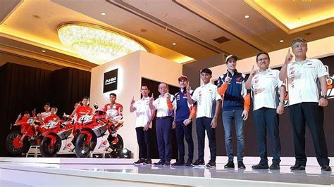 12 Pembalap Astra Honda Siap Harumkan Nama Indonesia Di Ajang Balap
