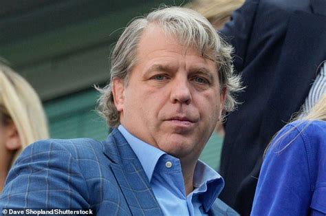football s biggest net spenders chelsea top the worldwide charts after splashing £452m with al