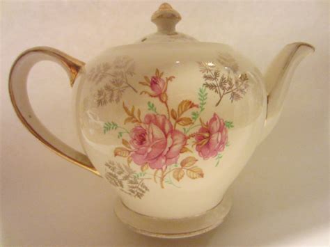 Classifieds Antiques Antique Porcelain And Pottery Antique Teapots And Tea Sets