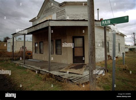 October 2000 Paradise Kansas USA The decaying Main Street Stock Photo