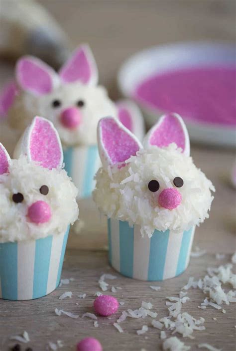 Bunny Cupcakes With Marshmallow Ears