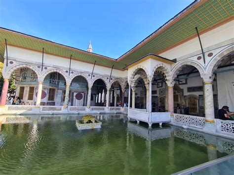 Topkapi Palača U Istanbulu Furajba S Nama U Avanturu