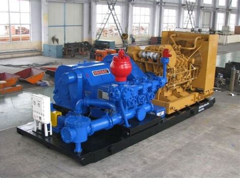 Salah satu sebab adalah tiles tu sangat keras. HDD Drilling Rig Drilling Mud Pump High Hardness Ketahanan Korosi Yang Sangat Baik